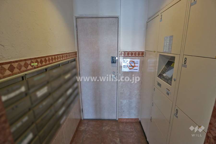 宅配ボックスと共用ポスト