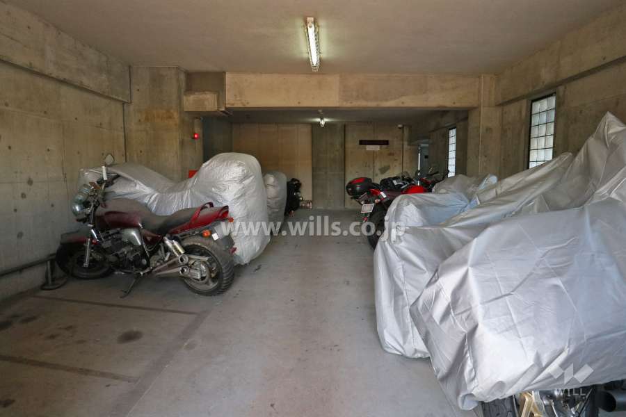 バイク置場