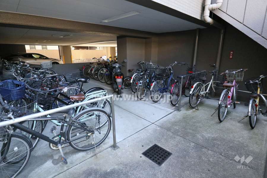 駐輪場、バイク置場