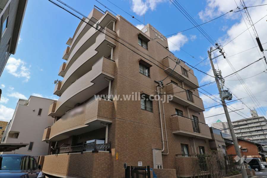 ライオンズマンション生駒町の外観（南東側から）