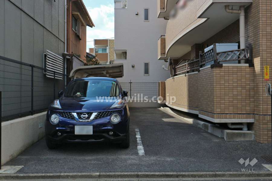 敷地内駐車場（屋外平面式）