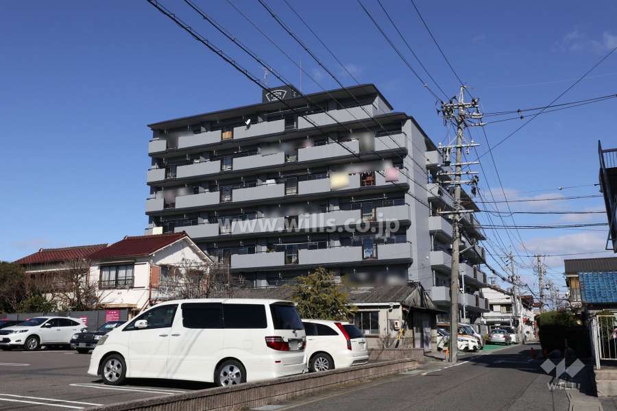 宝西味鋺ハイツの外観（南東側から）