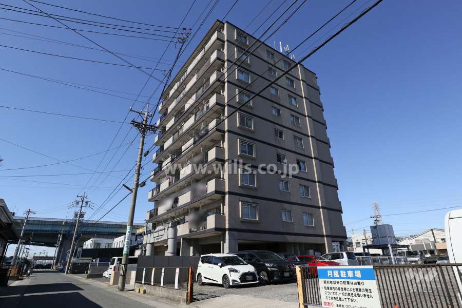 宝マンション西味鋺第5の外観（南東側から）