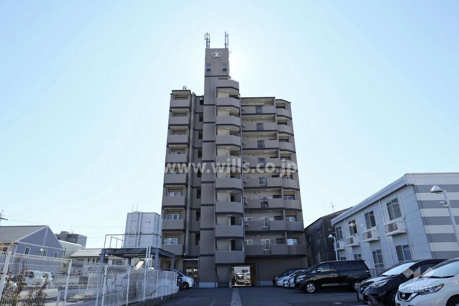 宝マンション西味鋺第5の外観（北側から）