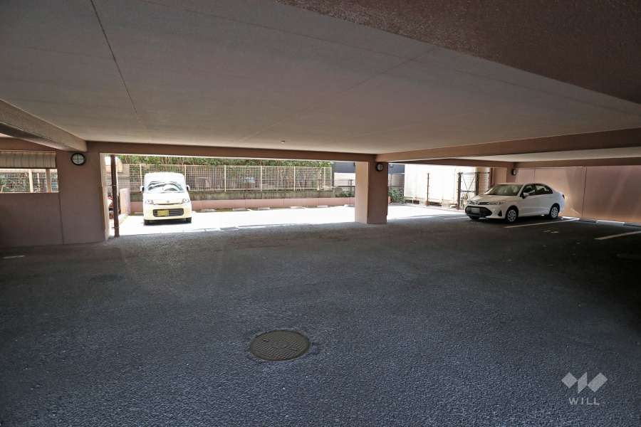 敷地内駐車場（屋内平面式・屋外平面式）