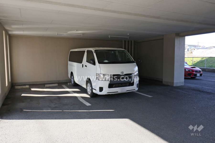 敷地内駐車場（屋内平面式）