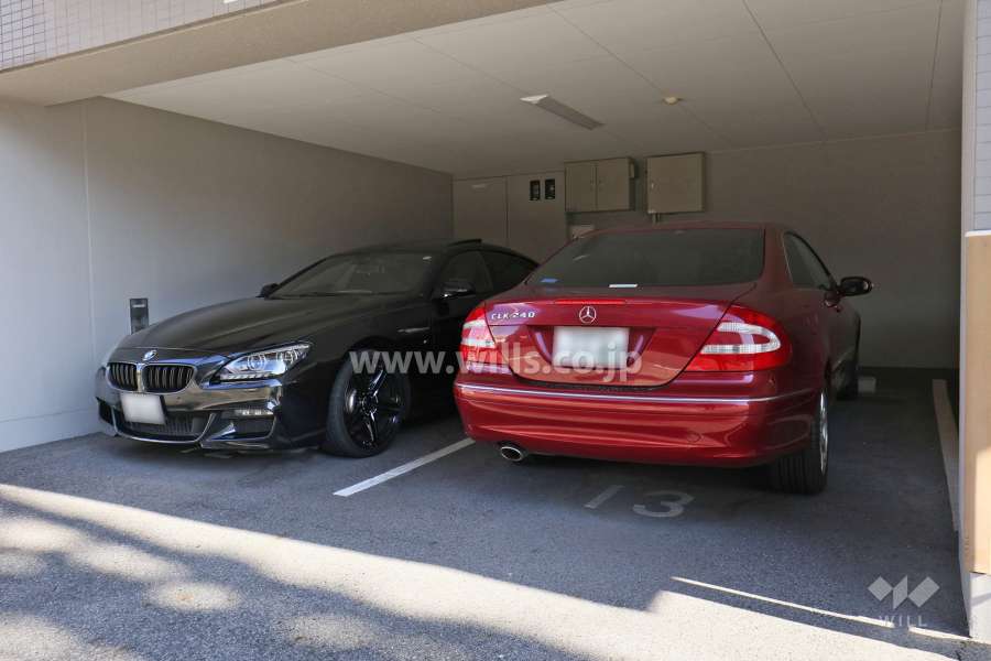 敷地内駐車場（屋内平面式）