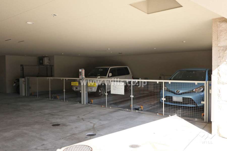 敷地内駐車場（屋内機械式）
