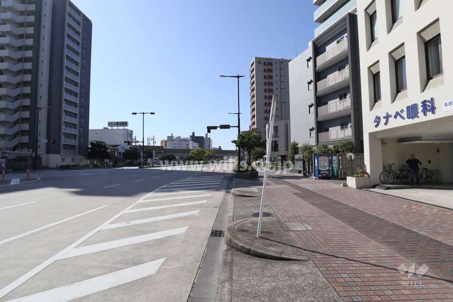 敷地南東側（国道19号線）の前面道路