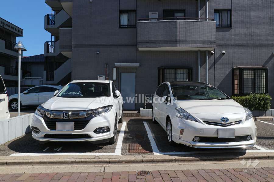 敷地内駐車場（屋外平面式）