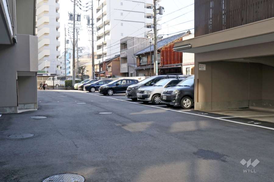 敷地内駐車場（屋外平面式）