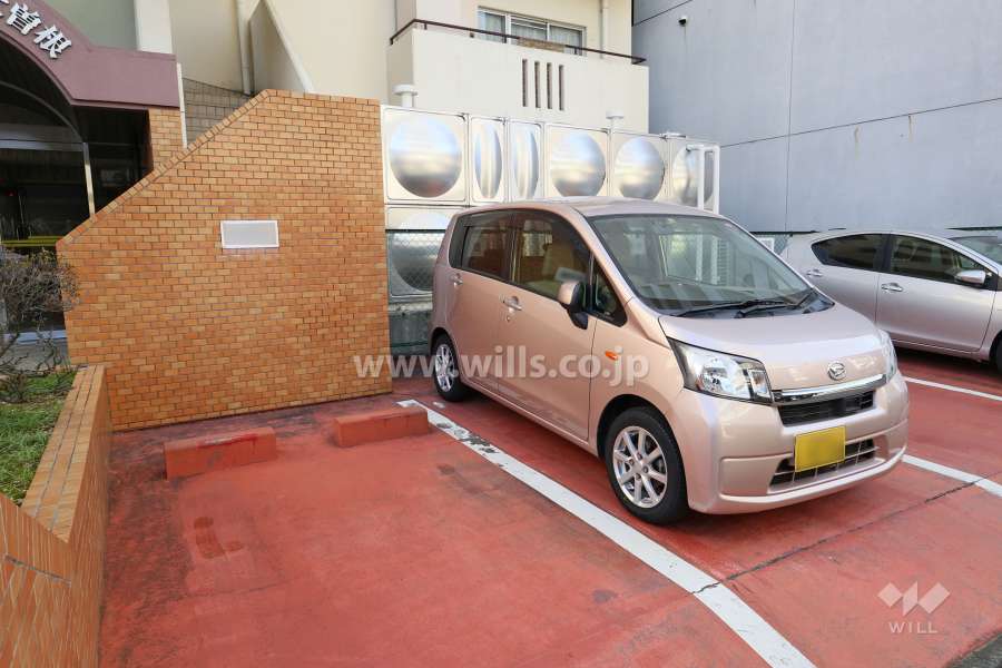敷地内駐車場（屋外平面式）