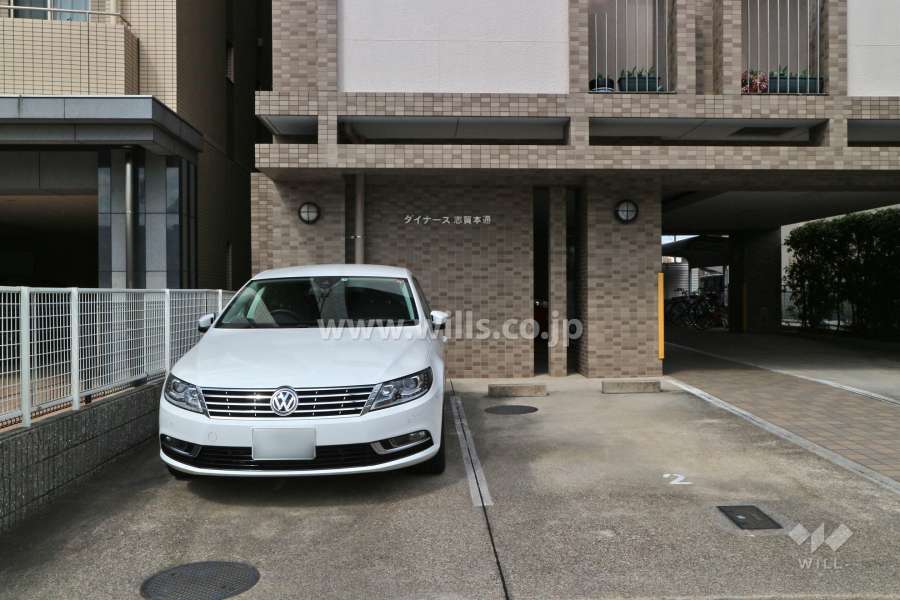敷地内駐車場（屋外平面式）