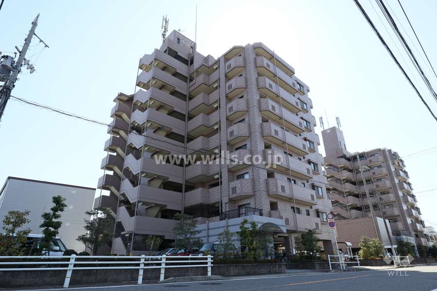宝マンショングランスクエア中切の外観（北西側から）