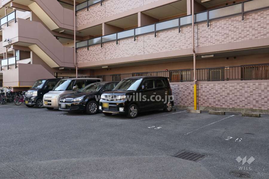 敷地内駐車場（屋外平面式）