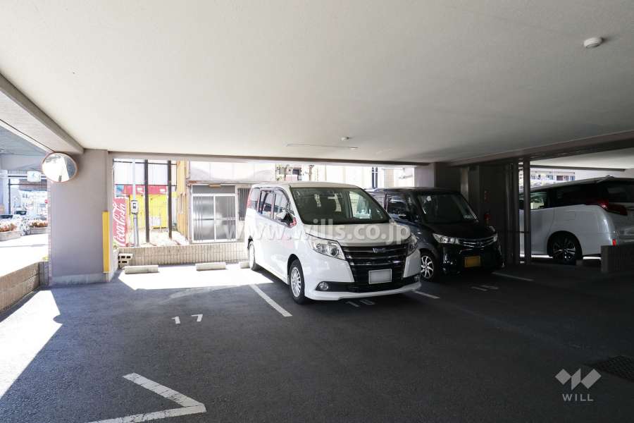 敷地内駐車場（屋内平面式）