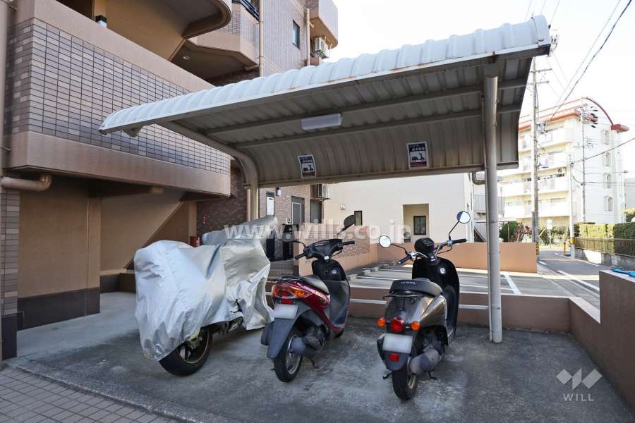 バイク置場