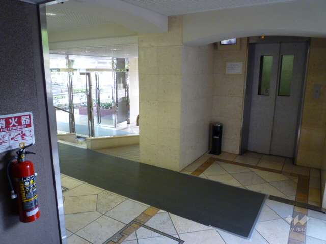 エントランスホール