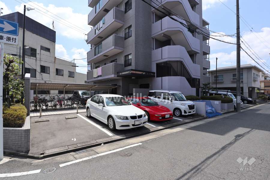 敷地内駐車場（屋外平面式）
