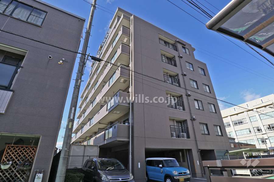 尼ヶ坂パークハイツの外観（南東側から）
