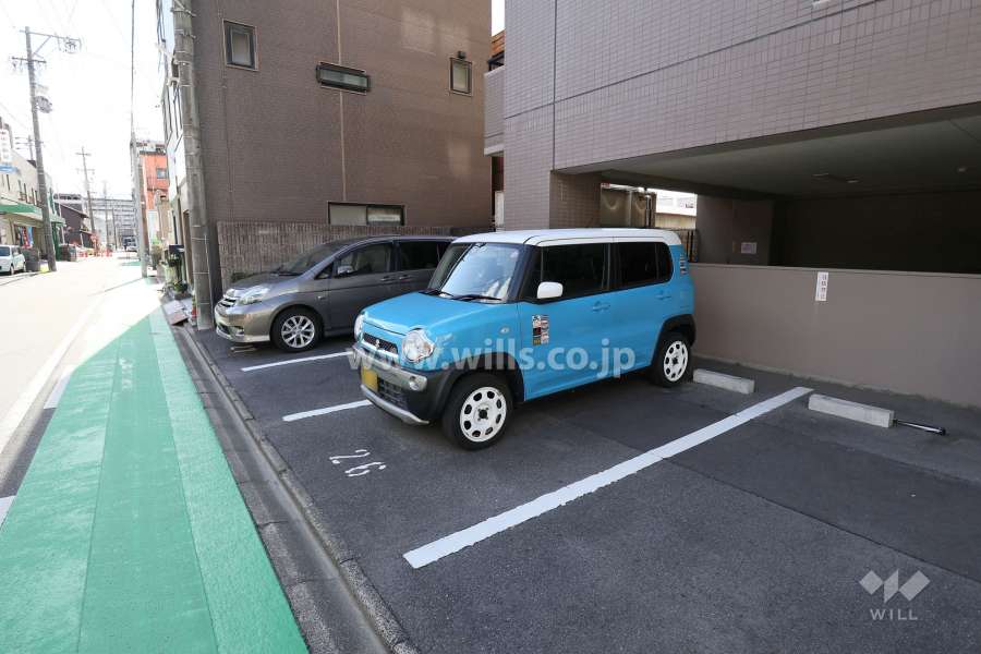 敷地内駐車場（屋外平面式）