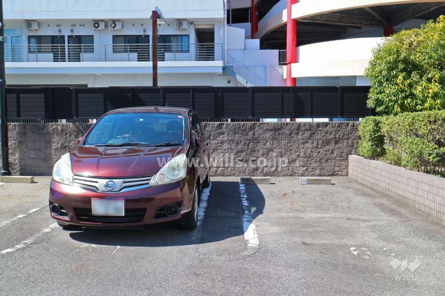 敷地内駐車場（屋外平面式）