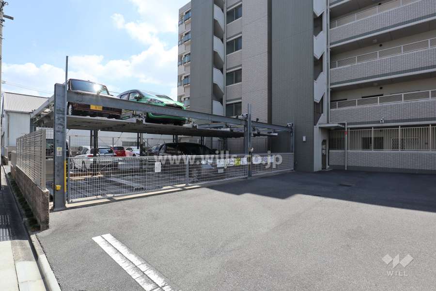 敷地内駐車場（屋外機械式）