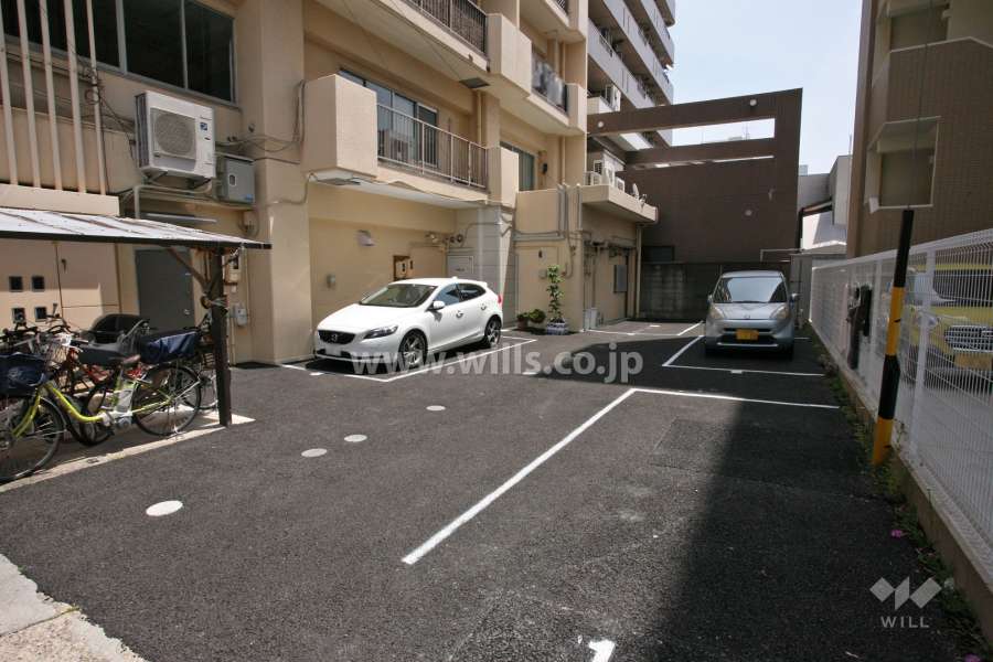 敷地内駐車場(屋外平面式)