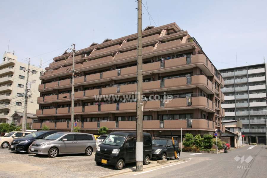 ライオンズマンション黒川第5の外観（南東側から）