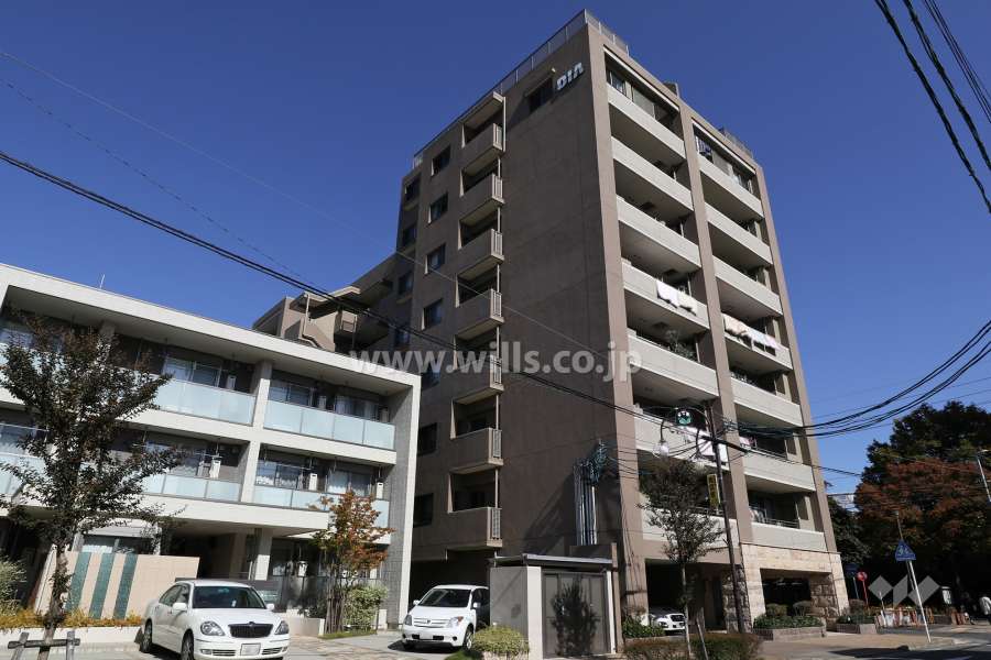 ダイアパレスすずらん公園の外観（南西側から）