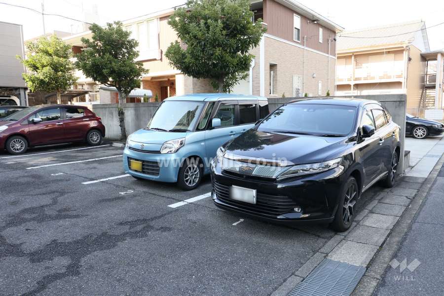 敷地内駐車場（屋外平面式）