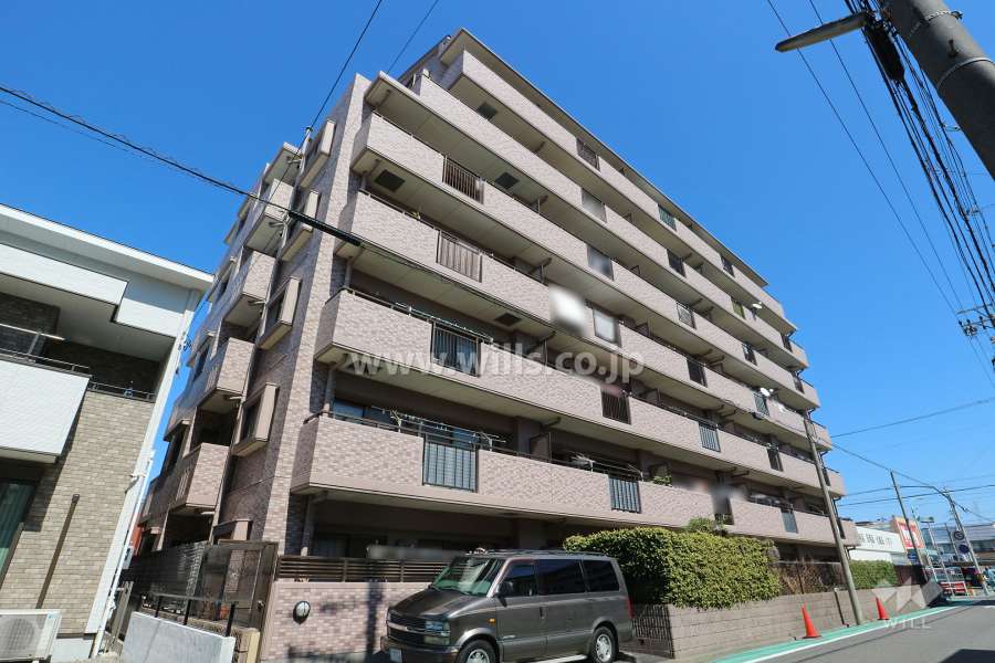 宝マンション志賀本通の外観（南西側から）