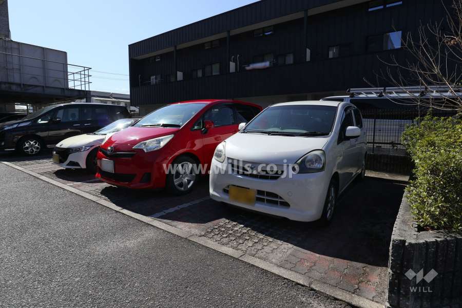 敷地内駐車場（屋外平面式）