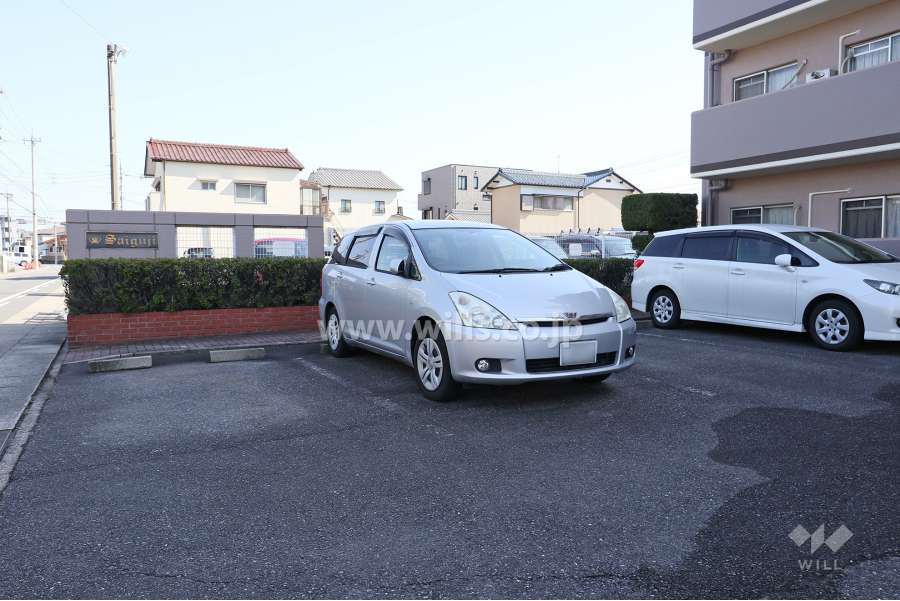 敷地内駐車場（屋外平面式）