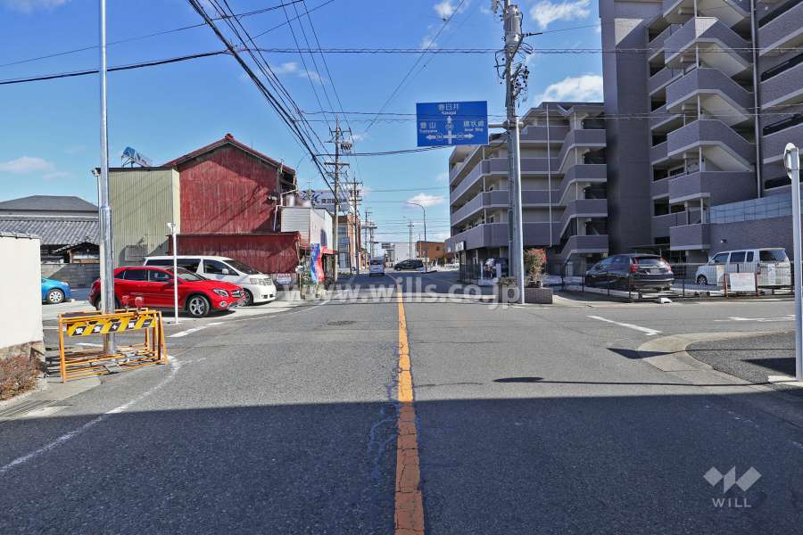 敷地北側の前面道路（名古屋中環状線）