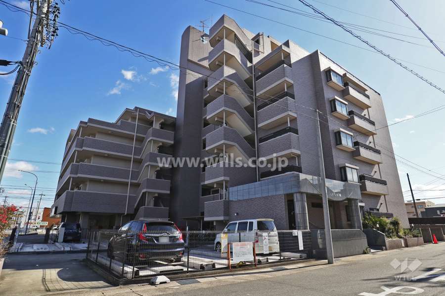 シェルモール楠の外観（北西側から）