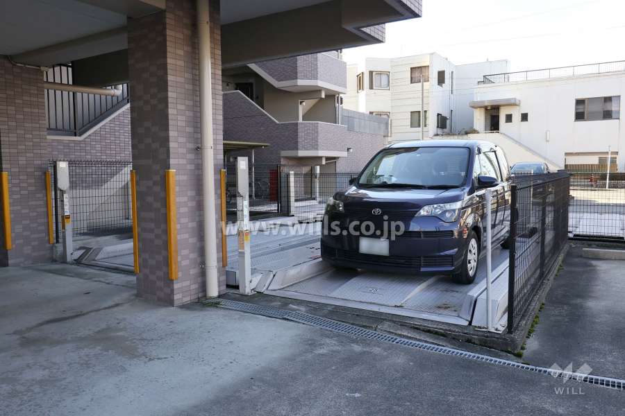 敷地内駐車場（屋外機械式）