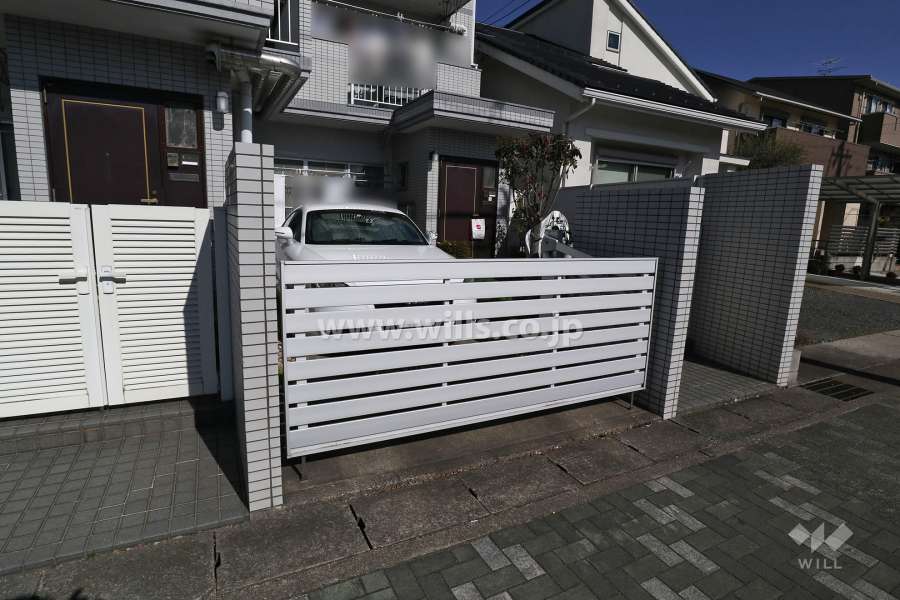 敷地内駐車場（屋外平面式）