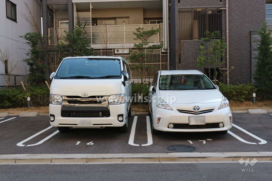 敷地内駐車場（屋外平面式）