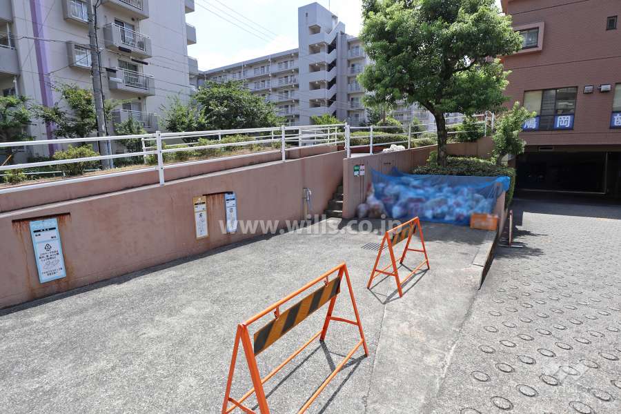 ゴミ置き場
