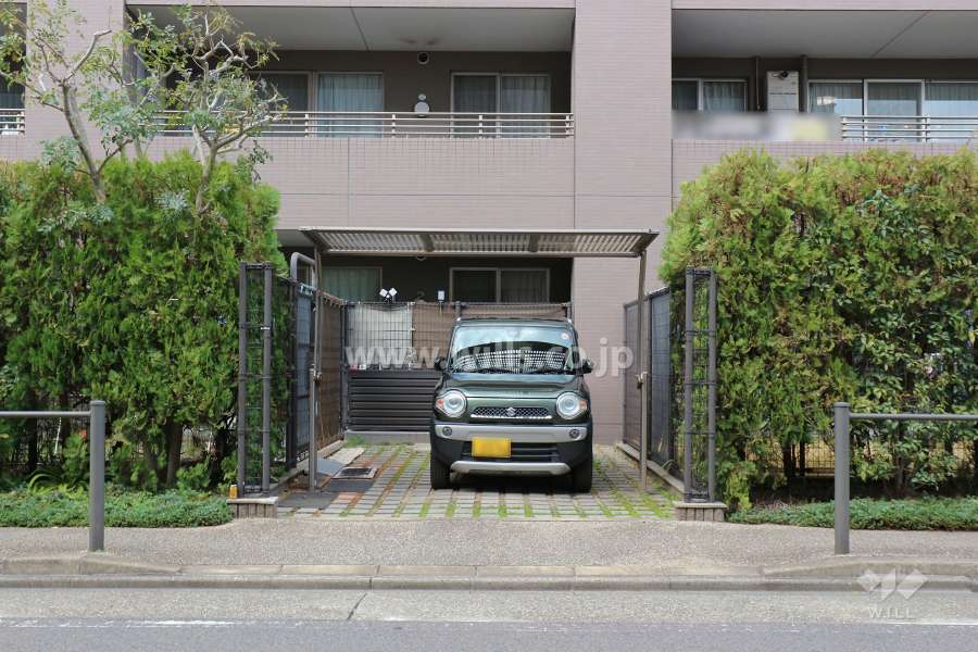 敷地内駐車場（屋外平面式）