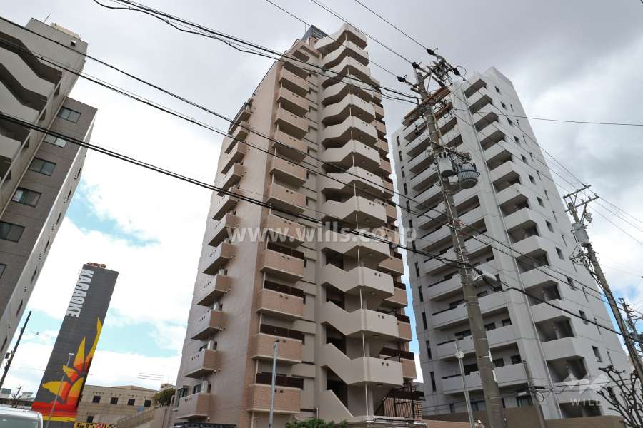 グランドメゾン平安通2の外観（東側から）