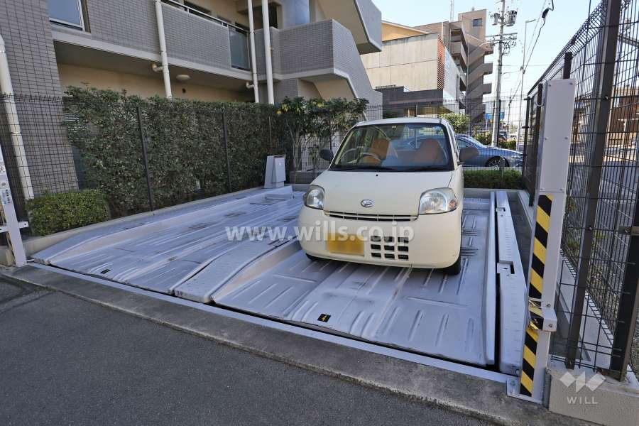 敷地内駐車場（屋外機械式）