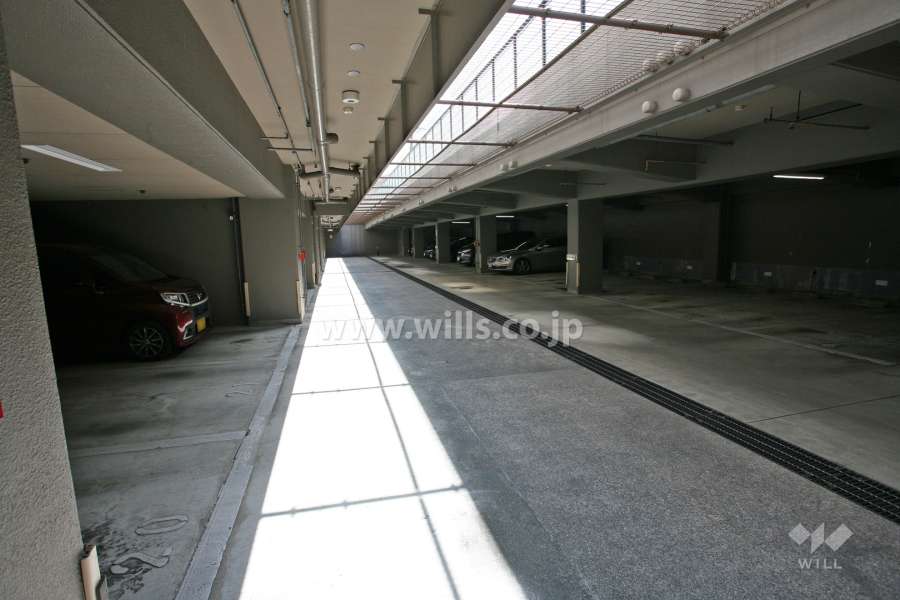 敷地内駐車場(屋内立体式)