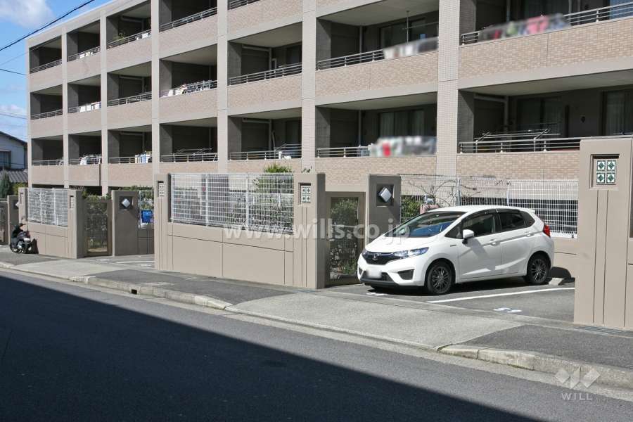 敷地内駐車場(屋外平面式)