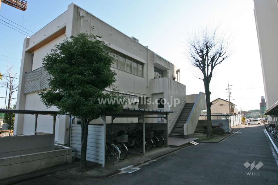 集会場