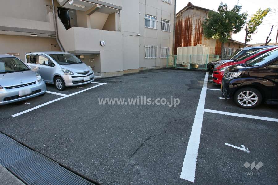 敷地内駐車場(屋外平面式)