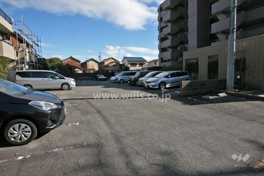 敷地内駐車場(屋外平面式)