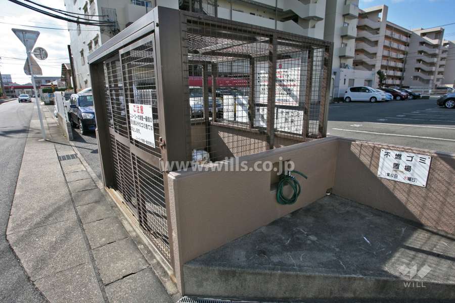ゴミ置き場