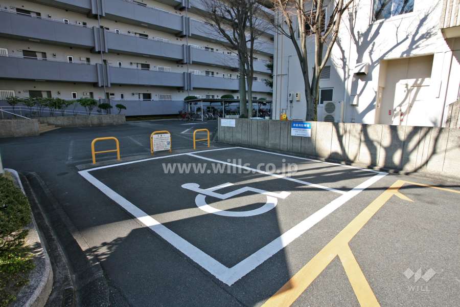 来客者用の駐車場